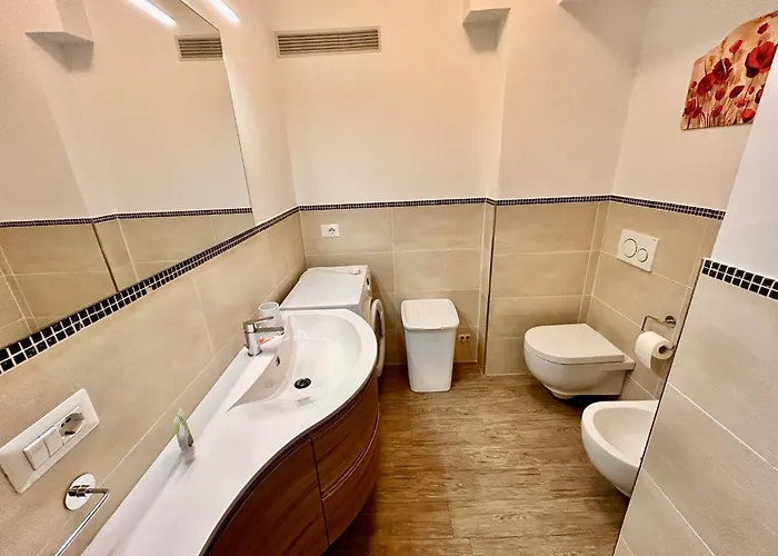 Bilo Pesaro Vicino Al Mare Con Aria Condizionata E In Centro * Marcelli