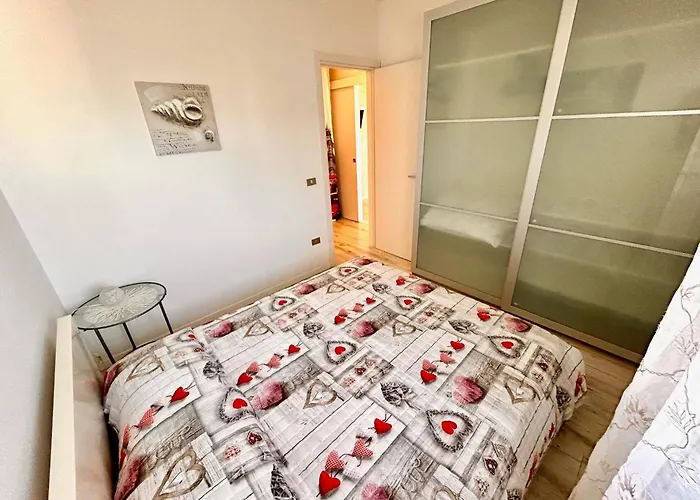 Bilo Pesaro Vicino Al Mare Con Aria Condizionata E In Centro * Marcelli